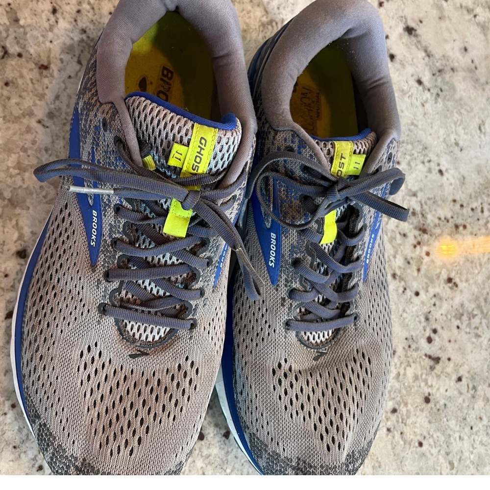 Brooks Ghost 11 Mens Running Shoes Grey Blue 1102884E009 Size 12.5 Extra Wide 4E